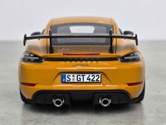 Xe Mô Hình Porsche Cayman GT4 RS 2023 Weissach Pack 1:18 Norev (Bahama Yellow)