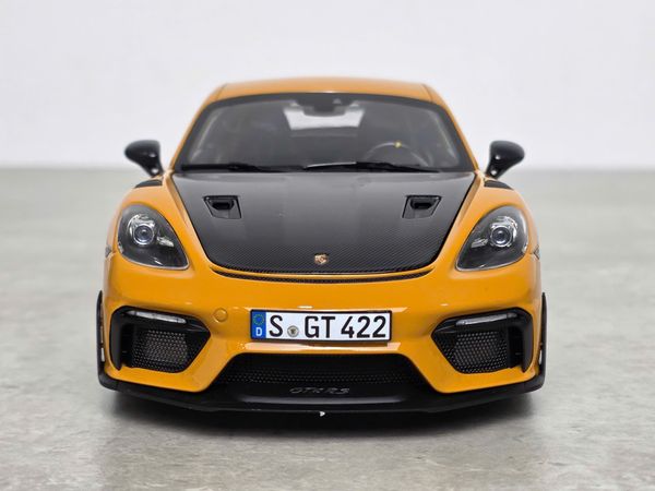 Xe Mô Hình Porsche Cayman GT4 RS 2023 Weissach Pack 1:18 Norev (Bahama Yellow)