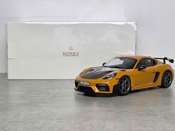 Xe Mô Hình Porsche Cayman GT4 RS 2023 Weissach Pack 1:18 Norev (Bahama Yellow)