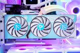  PC AMD GAMING RYZEN 7 7800X3D - RTX 4070 SUPER ULTRA WHITE 12GB 
