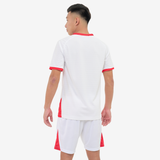 WhiteWhite 