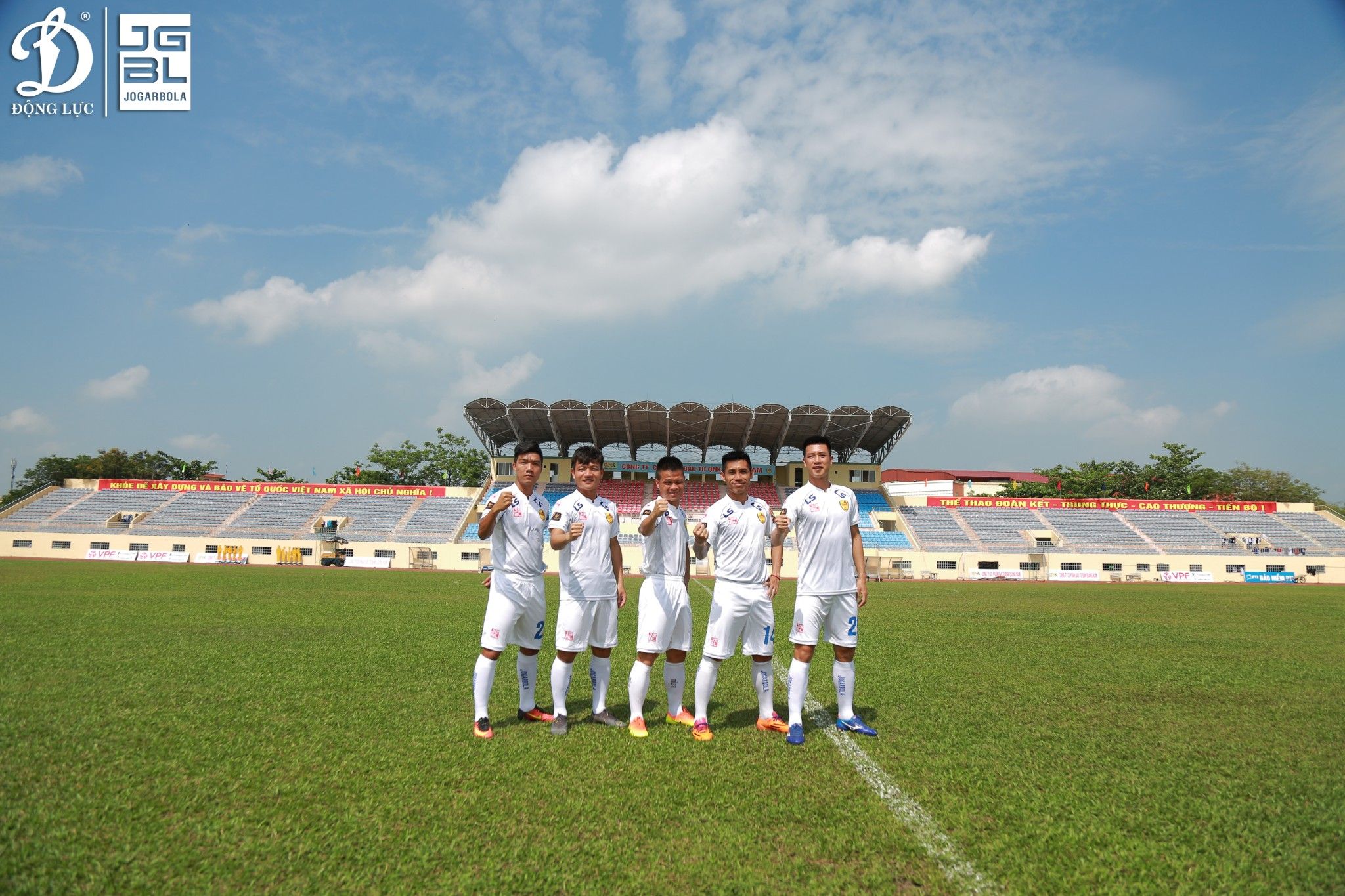 Bộ thi đấu CLB Quảng Nam V-League 2019 (sân khách)