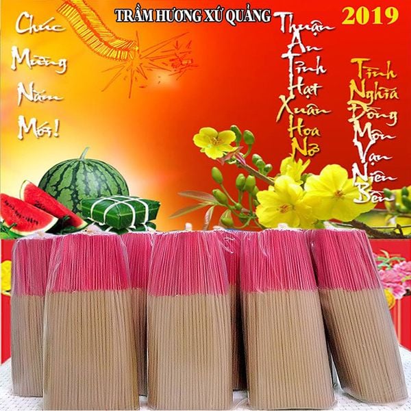  Nhang trầm hương Ngọc Phương Xứ Quảng loại 1 20 cm cháy 25 phút bó 1 kg 1500 cây 