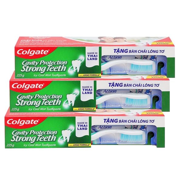  Kem đánh răng Colgate ngừa sâu răng chắc khoẻ bộ 3 tuýp 225g + tặng 1 bàn chải 