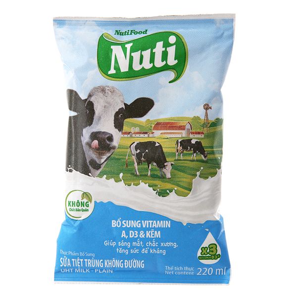  Sữa tiệt trùng NutiFood Nuti không đường bịch 220ml 