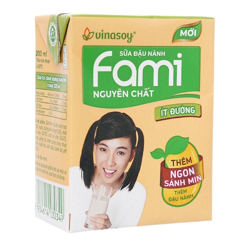  Sữa đậu nành Fami Canxi nguyên chất ít đường lốc 6 hộp x 200ml 
