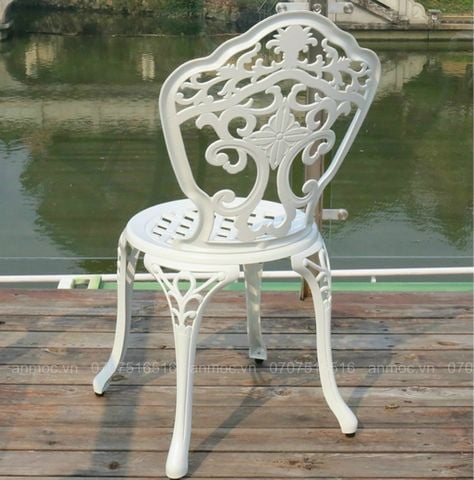GHẾ NHÔM ĐÚC NGOÀI TRỜI 