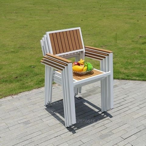  Ghế Ngoài Trời Composite Tay Vuông Trắng 
