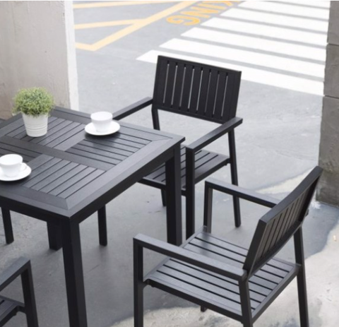  Ghế Ngoài Trời Composite Tay Vuông Đen 