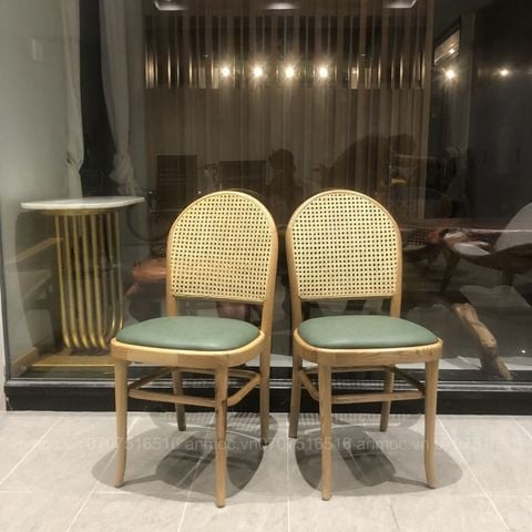 GHẾ THONET 811 TỰA UỐN