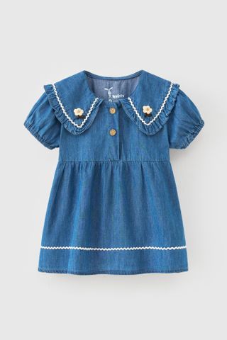 Đầm jean tay ngắn cổ sen thêu hoa bé gái Rabity 950.077