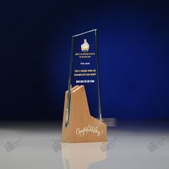 Cúp pha lê gỗ CB029