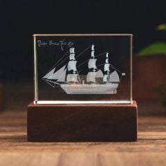 Khối pha lê 3d thuận buồm xuôi gió đế gỗ led (3 Size)