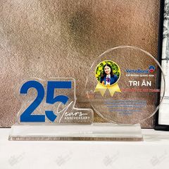 Chặn giấy pha lê H031 (10-15-20-25 năm)