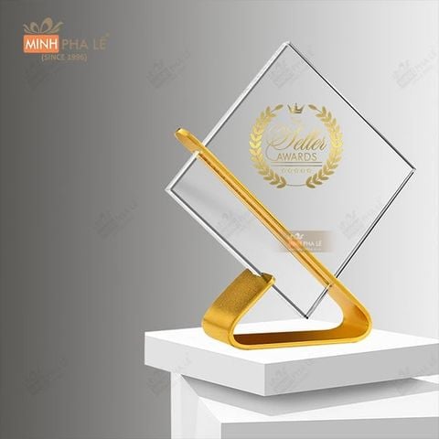 Kỷ niệm chương Titan TT001