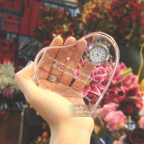 Chặn Giấy Trái Tim Pha Lê Cao Cấp 10cm