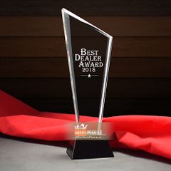 Cúp vinh danh pha lê T098