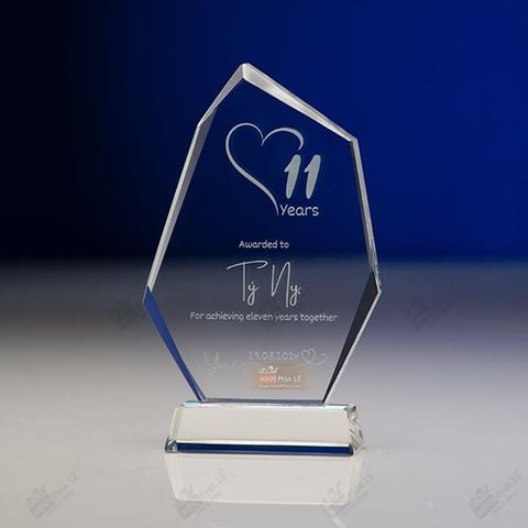 Kỷ niệm chương pha lê T103