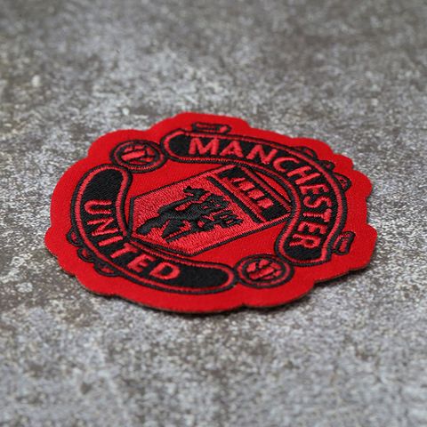 LOGO thêu MANCHESTER đỏ 6.5x6.5cm