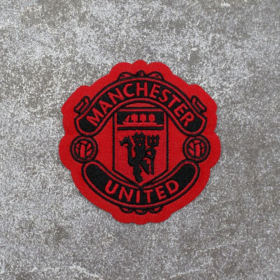 LOGO thêu MANCHESTER đỏ 6.5x6.5cm