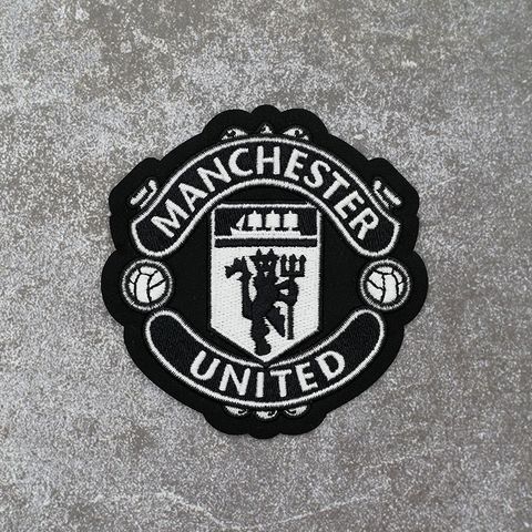 LOGO thêu MANCHESTER đen trắng