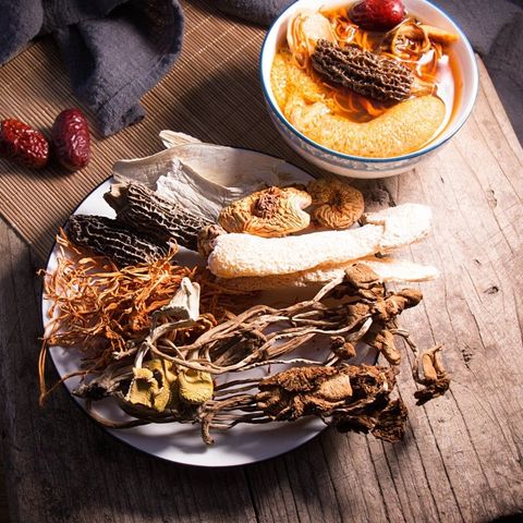 Soup nấm hoang dã 100g ( nấm bụng dê, nấm lưới, nấm thông....)
