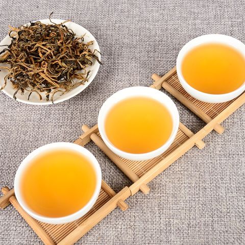 Hồng trà Điền Hồng Tùng Châm