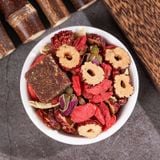 Trà đường nâu mix gừng, hoa hồng, táo đỏ