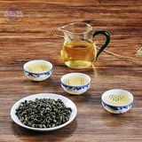 “Trà Tiểu Long Châu Hoa Lài thơm ngon với nước trà vàng óng đẹp mắt”