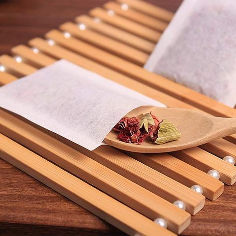 “Túi Lọc Giấy Ép Nhiệt chứa hoa khô, giữ vệ sinh và dễ pha chế”