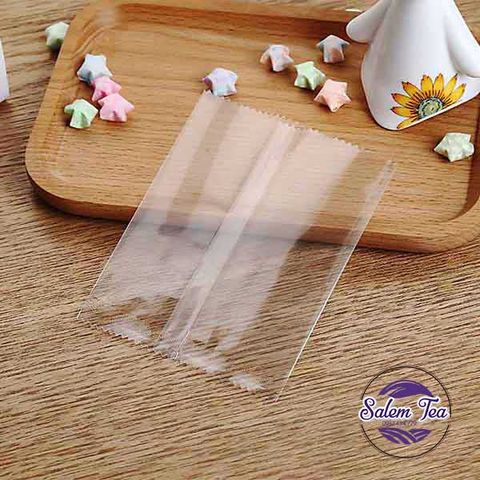 “Túi trắng trong đựng kẹo nhỏ và bánh handmade, chất liệu bền đẹp và trong suốt”