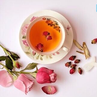 Trà hoa hồng cam thảo