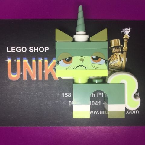  LEGO Unikitty Queasy Kitty in set 70810 MetalBeard's Sea Cow The LEGO Movie 