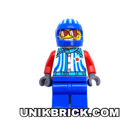  LEGO Racers Captain Stunt 