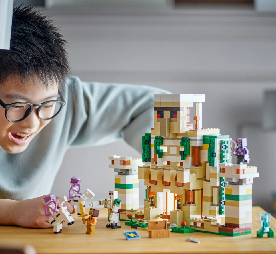 [CÓ HÀNG] LEGO 21250 Minecraft The Iron Golem Fortress Đồ Chơi Lắp Ráp ...