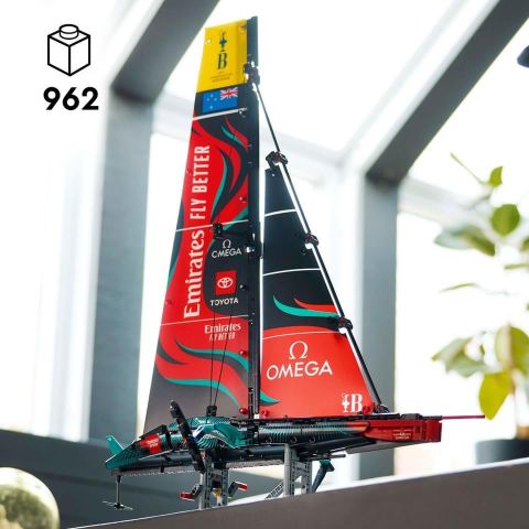  [HÀNG ĐẶT/ORDER] LEGO Technic 42174 Emirates Team New Zealand AC75 Racing Yacht 