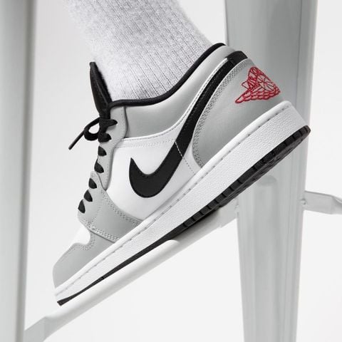 jordan-1-low-light-smoke-grey-553558-030