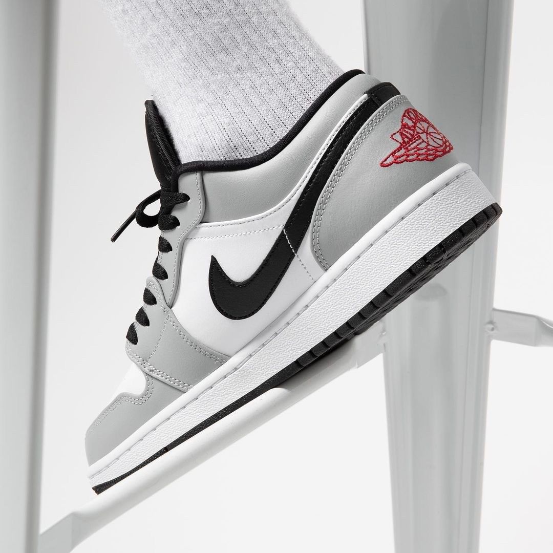 jordan-1-low-light-smoke-grey-553558-030