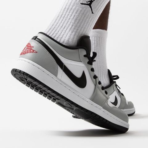 jordan-1-low-light-smoke-grey-553558-030