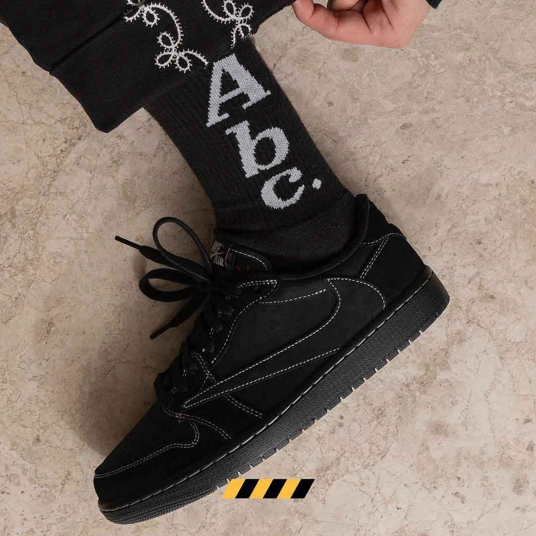 giay-nike-air-jordan-1-retro-low-travis-scott-black-phantom-dm7866-001