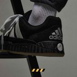 giay-adidas-adimatic-core-black-hq6900