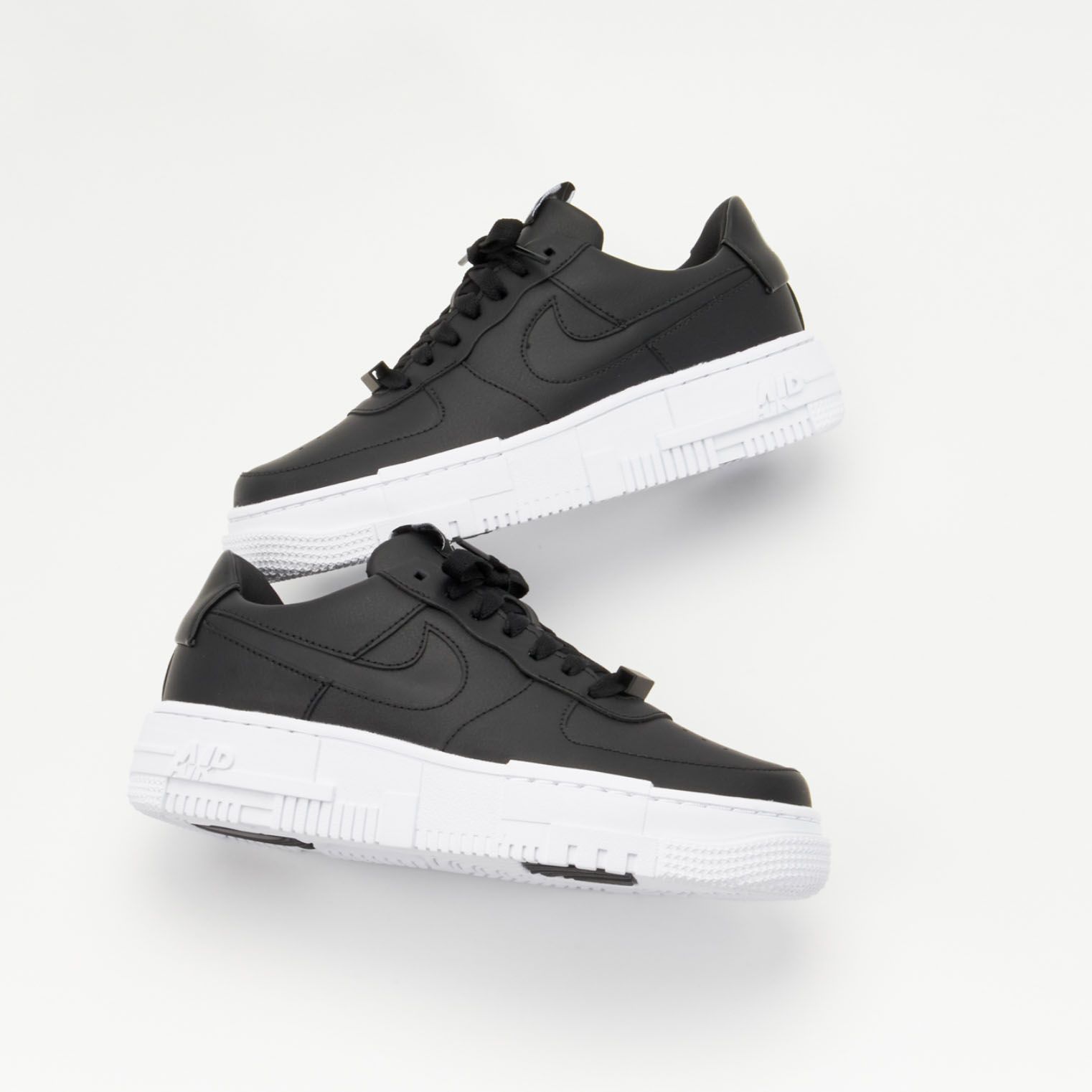 giay-nike-air-force-1-pixel-black-w-ck6649-001