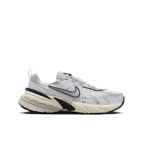 Giày Nike Nike V2K Run – Summit White Metallic Silver – FD0736-100