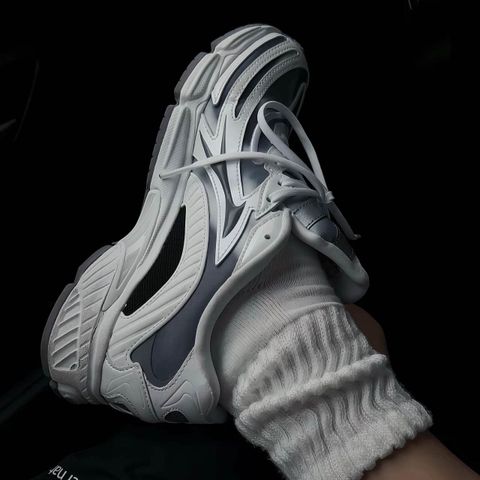 [GIÁ TUỲ SIZE] Giày adidas Orketro 2.0 