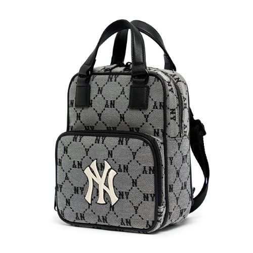  Balo MLB Korea - MONOGRAM DIAMOND JACQUARD MINI BACKPACK BAG NEW YORK YANKEES - 3ABKS031N-50GRS 