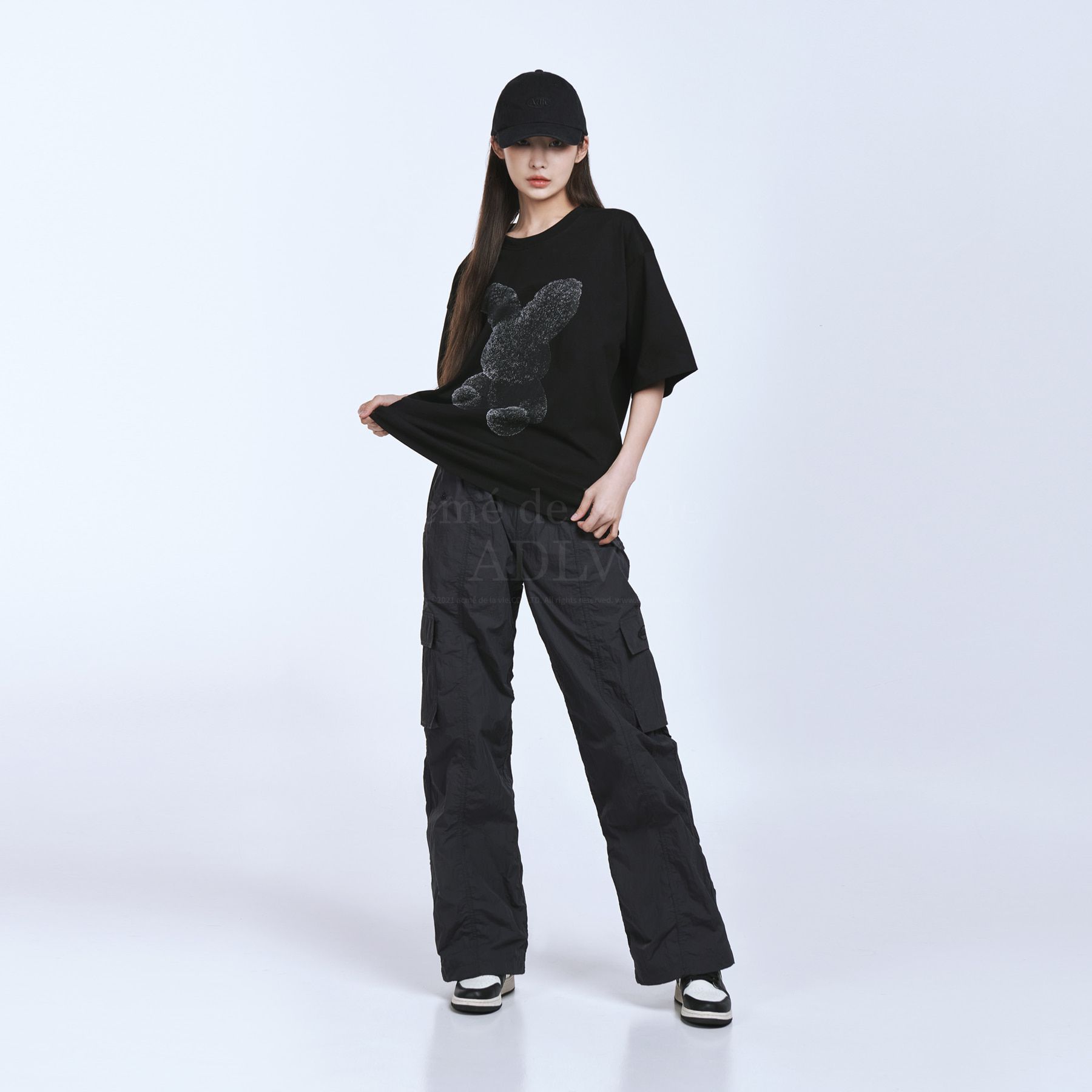 Áo thun ADLV BLACK FUZZY RABBIT SHORT SLEEVE T-SHIRT BLACK