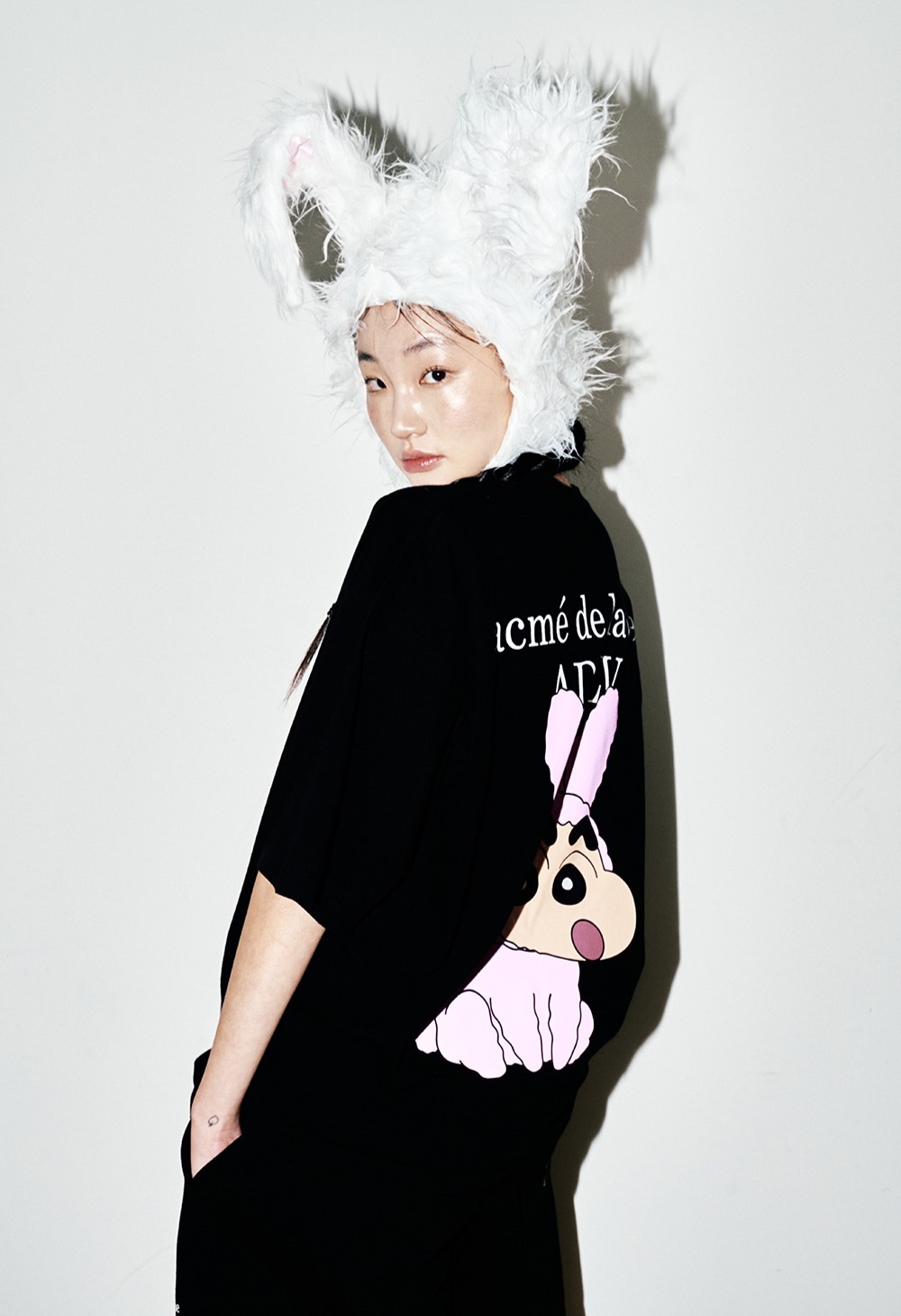 Áo thun ADLV - Acmédelavie Fuzzy Rabbit Shinchan Short