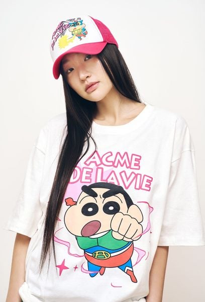 Áo thun ADLV Crayon Shinchan Action Kamen Shinchan