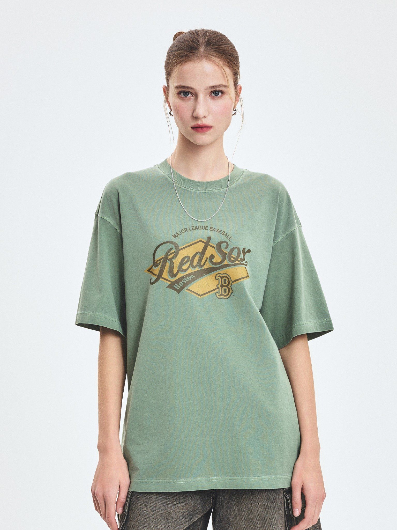  Áo thun MLB [Unisex] Varsity Vintage Washing Graphic Mega Overfit T-Shirt NY Yankees - 3ATSV0753-43KAP 