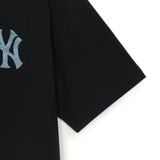  Áo thun MLB - Denimlike Monogram Big Lux Over Fit T-Shirt NY Yankees - 3ATSM0953-50BKS 